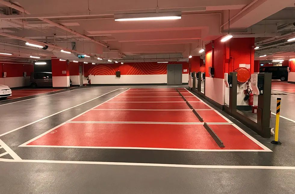 力特克無溶劑聚氨酯超耐磨地坪漆 力特克無溶劑聚氨酯超耐磨地坪漆